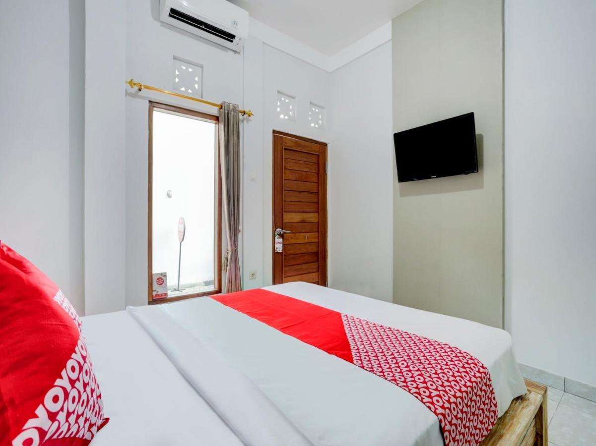 Oyo Flagship 90756 Melasti Hills Room & Cafe 웅아산 외부 사진