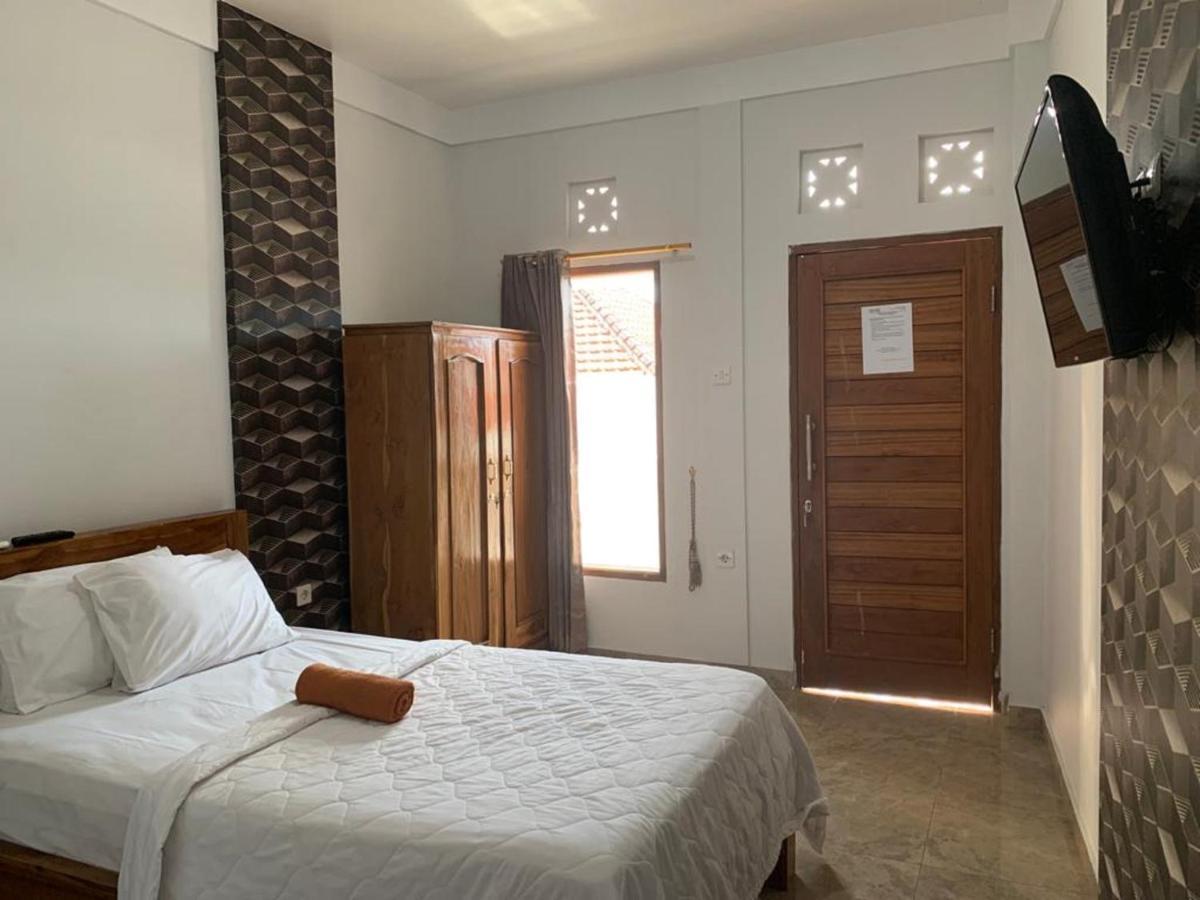 Oyo Flagship 90756 Melasti Hills Room & Cafe 웅아산 외부 사진